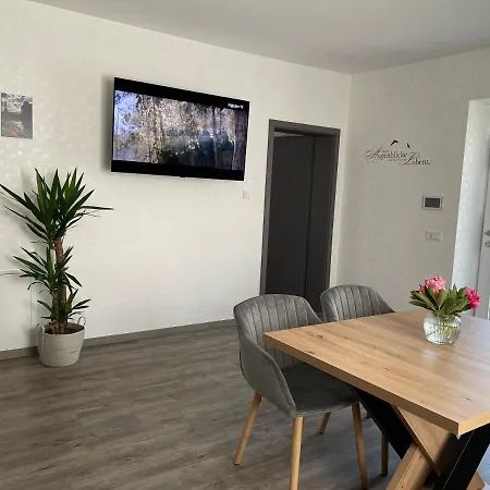 Ferienwohnung * Huenfeld