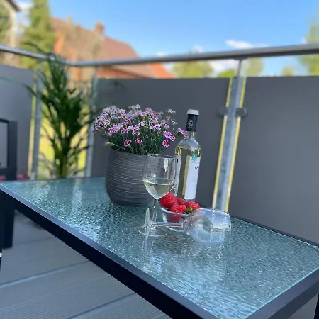 Ferienwohnung * Huenfeld